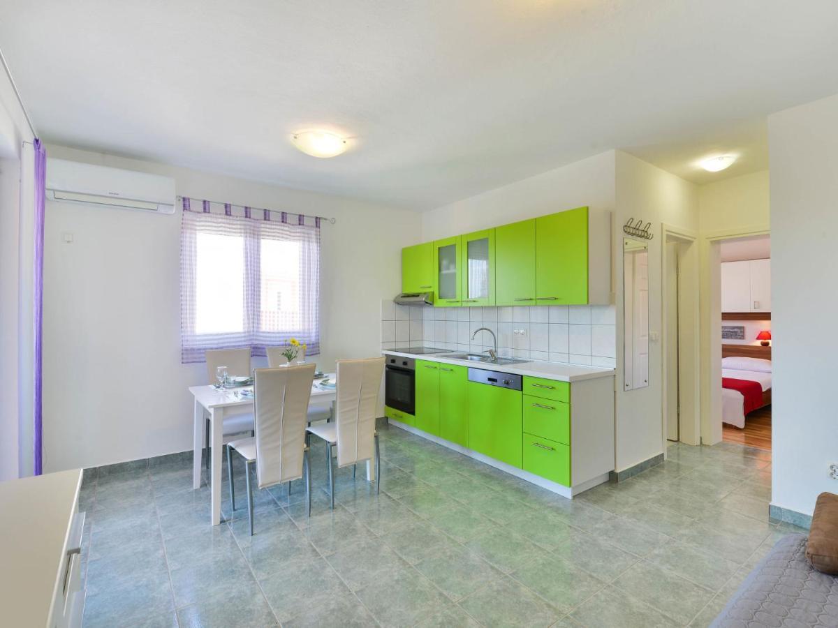 Apartment Matas - Srd315 By Interhome Рованиска Екстериор снимка